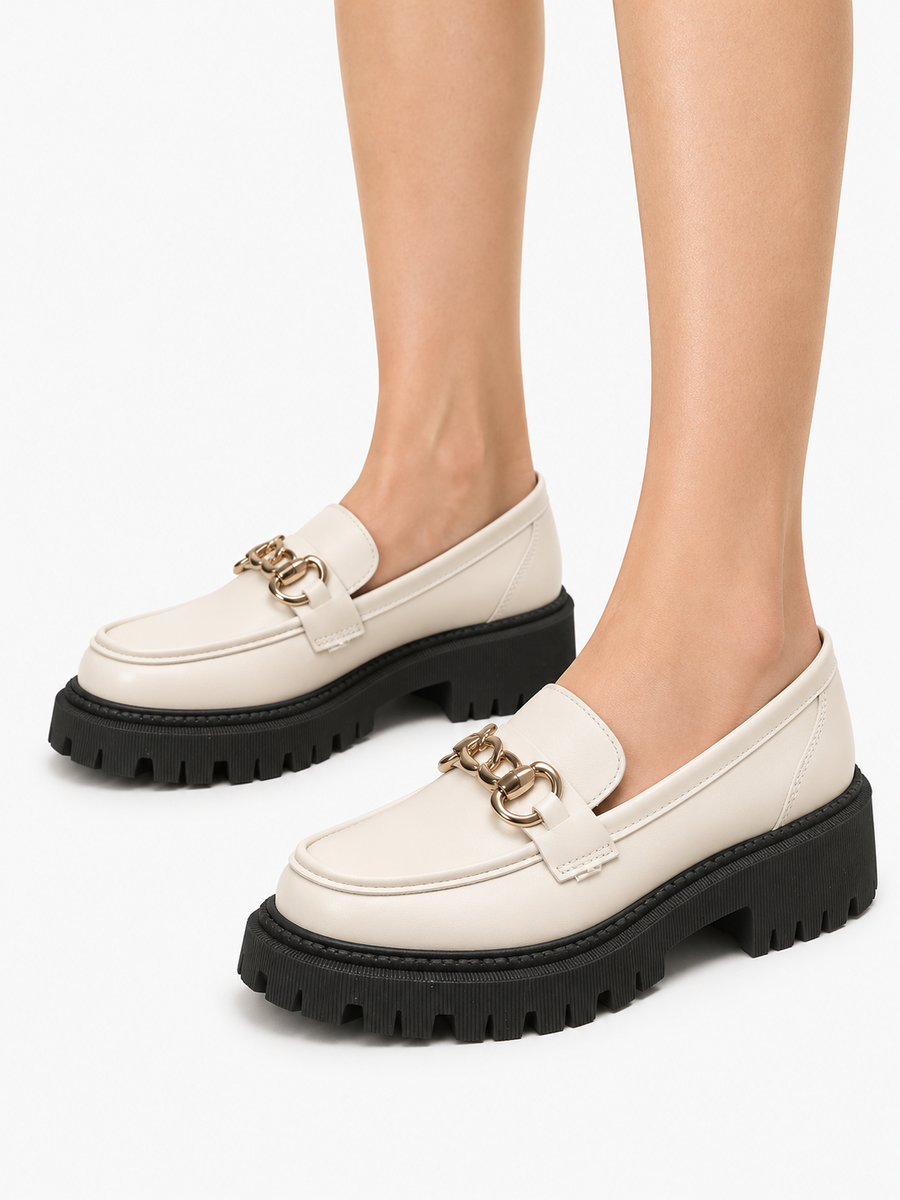 Claudia – Mocassin plateforme femme – Blanc — portée