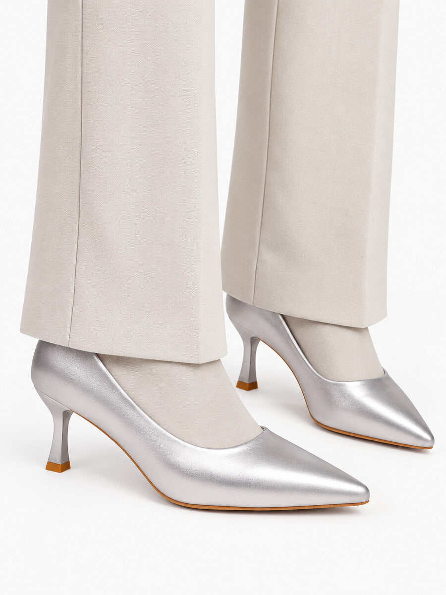 Émeline – Escarpin à talon fin femme – Argenté — portée