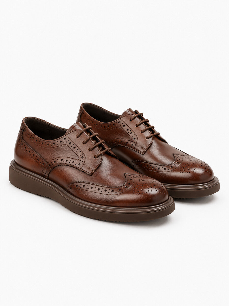 Ludovic – Derby brogue homme – Marron — trois quarts
