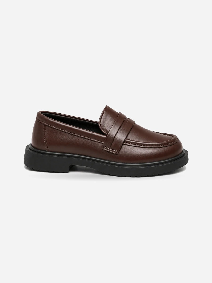 Adèle – Mocassin à bout rond enfant fille – Marron — profil droit