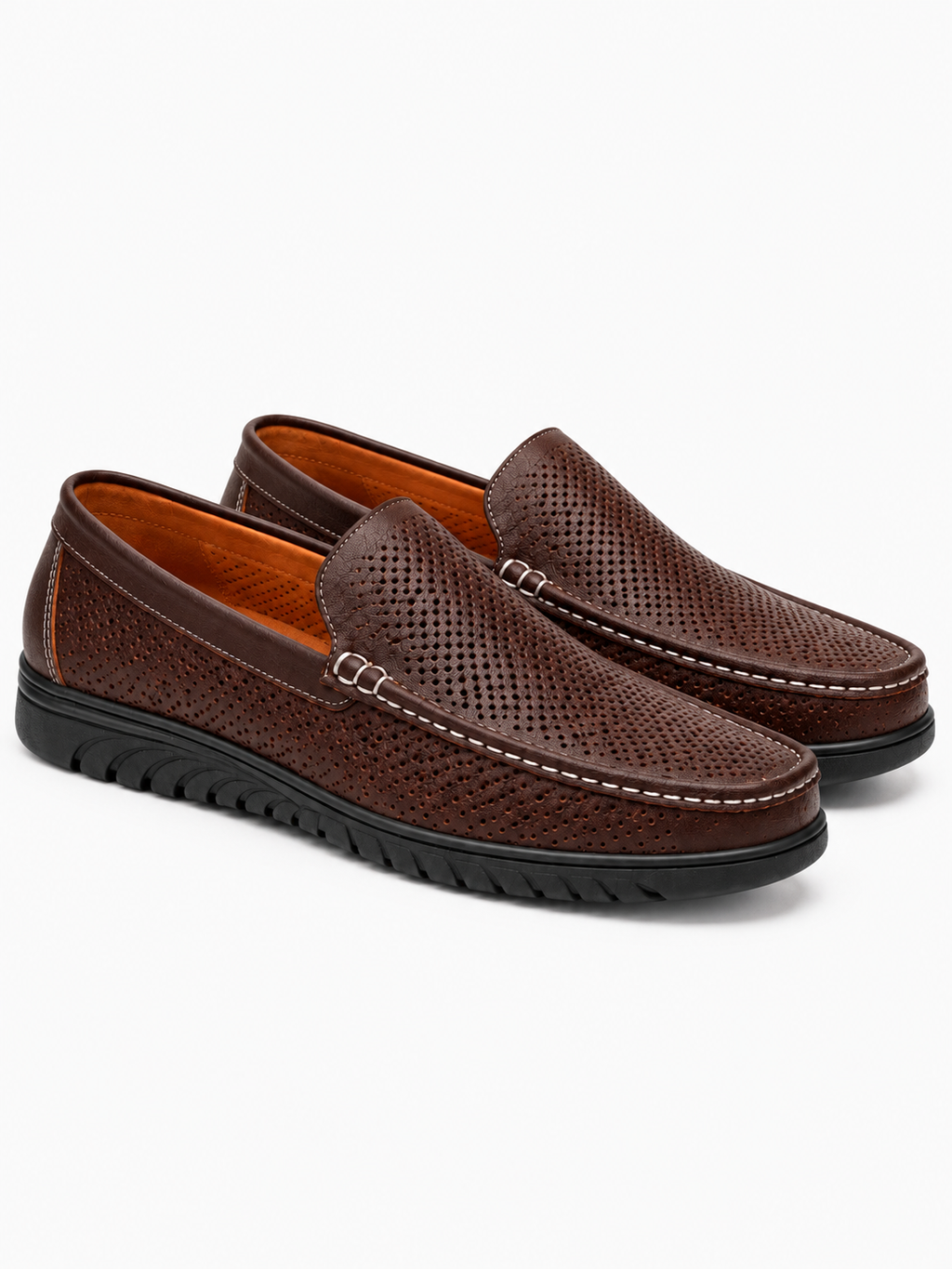 Arthur – Mocassin homme en cuir cousu main — paire trois-quarts