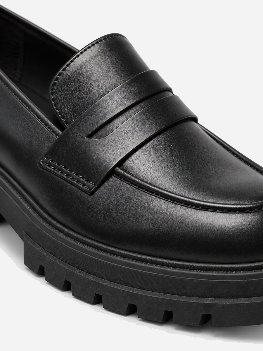Camille – Mocassin plateforme femme – Noir — détail