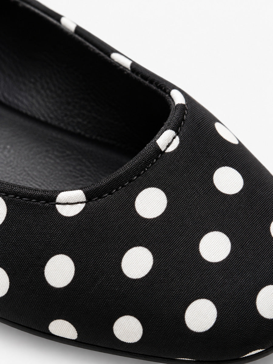 Élise-Marie – Ballerine à pois à enfiler femme – Noir — détail