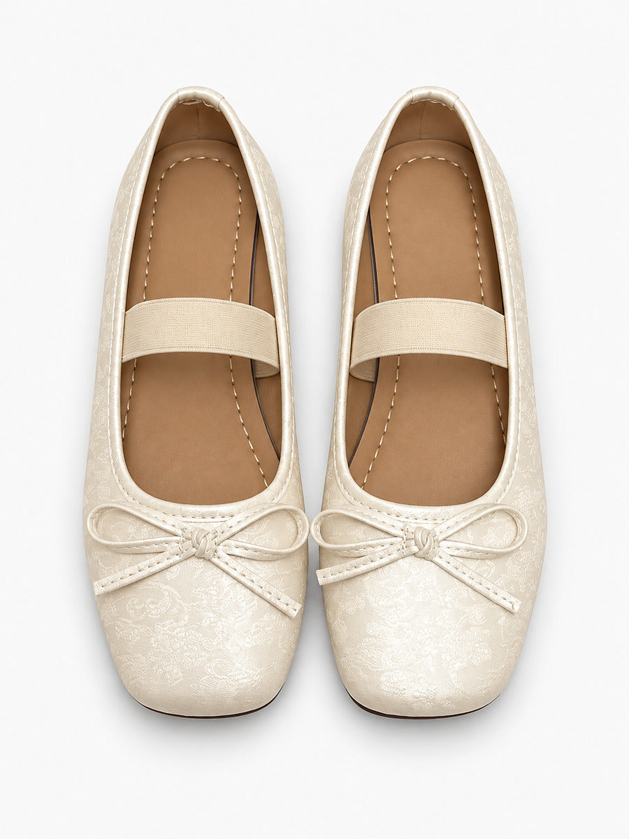 Margaux-Marie – Babies à enfiler bout carré vintage femme – Beige — dessus