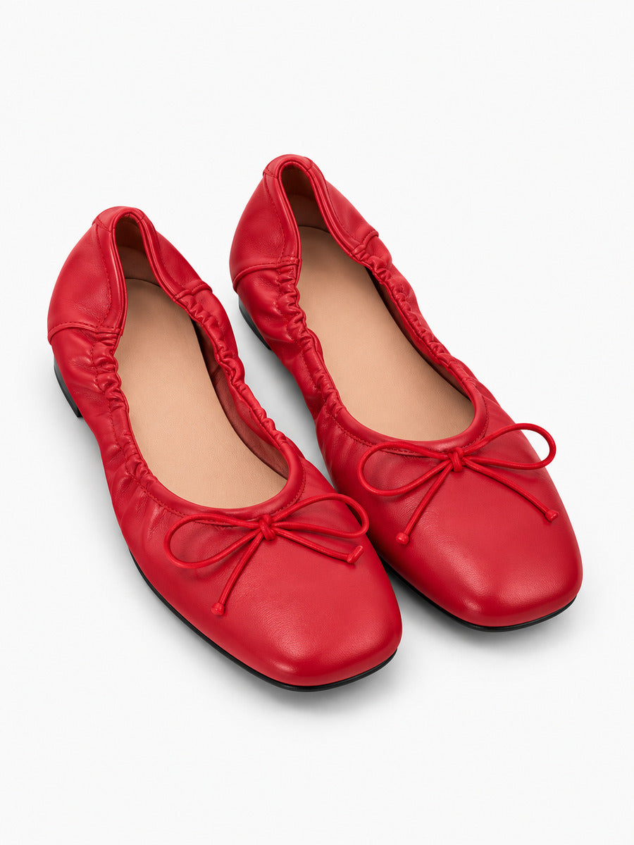 Margaux-Rose – Ballerine à volants et nœud femme – Rouge — trois quarts