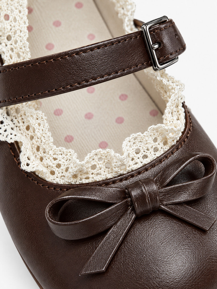 Maud-Marie – Ballerine mignonne à bout rond femme – Café — détail