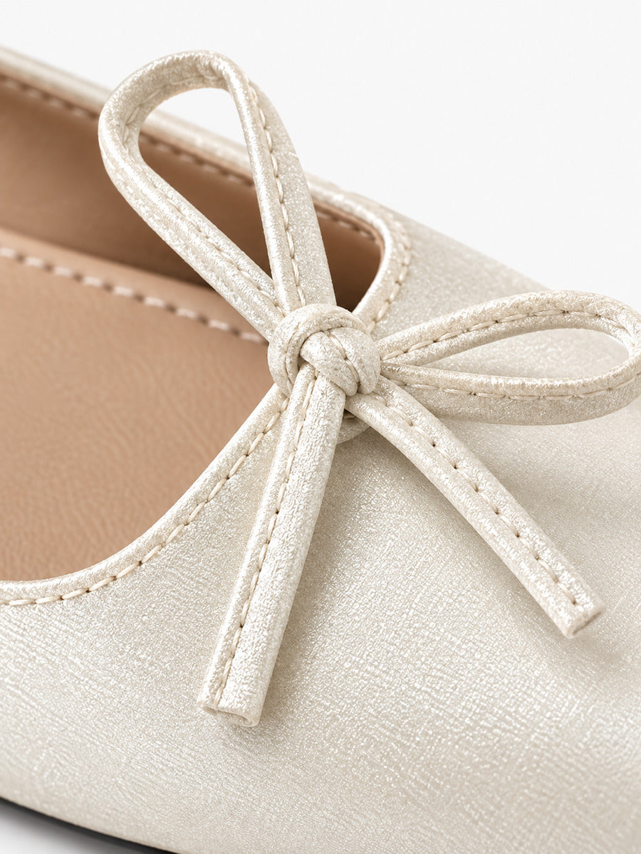 Morgane-Rose – Babies confort à nœud papillon femme – Beige — détail