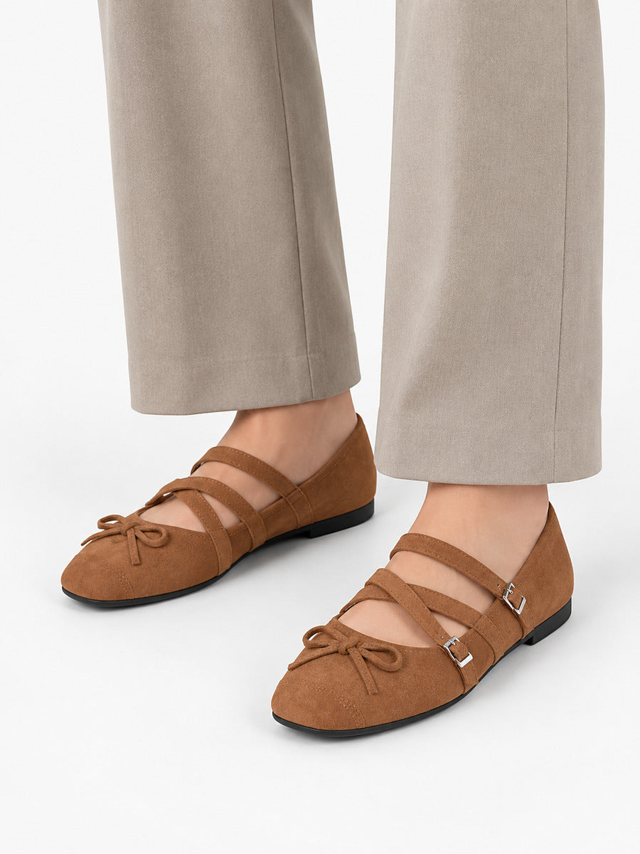 Olivia-Rose – Babies à double bride femme – Marron — portée