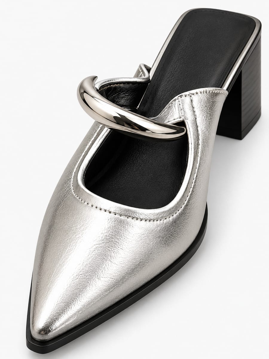 Rachel-Marie – Mule à bout fermé et détail métal femme – Argent — détail