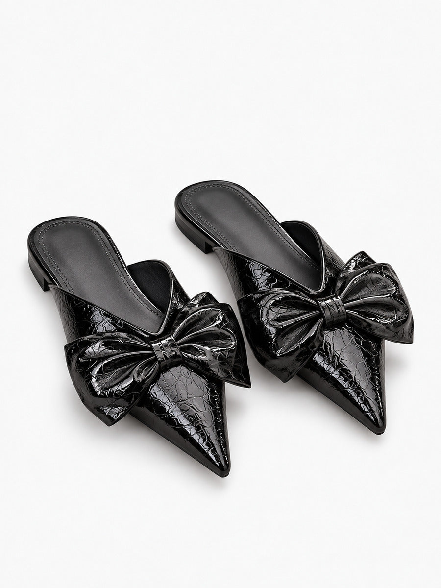 Rachel-Rose – Mule en cuir souple à nœud femme – Noir — trois quarts