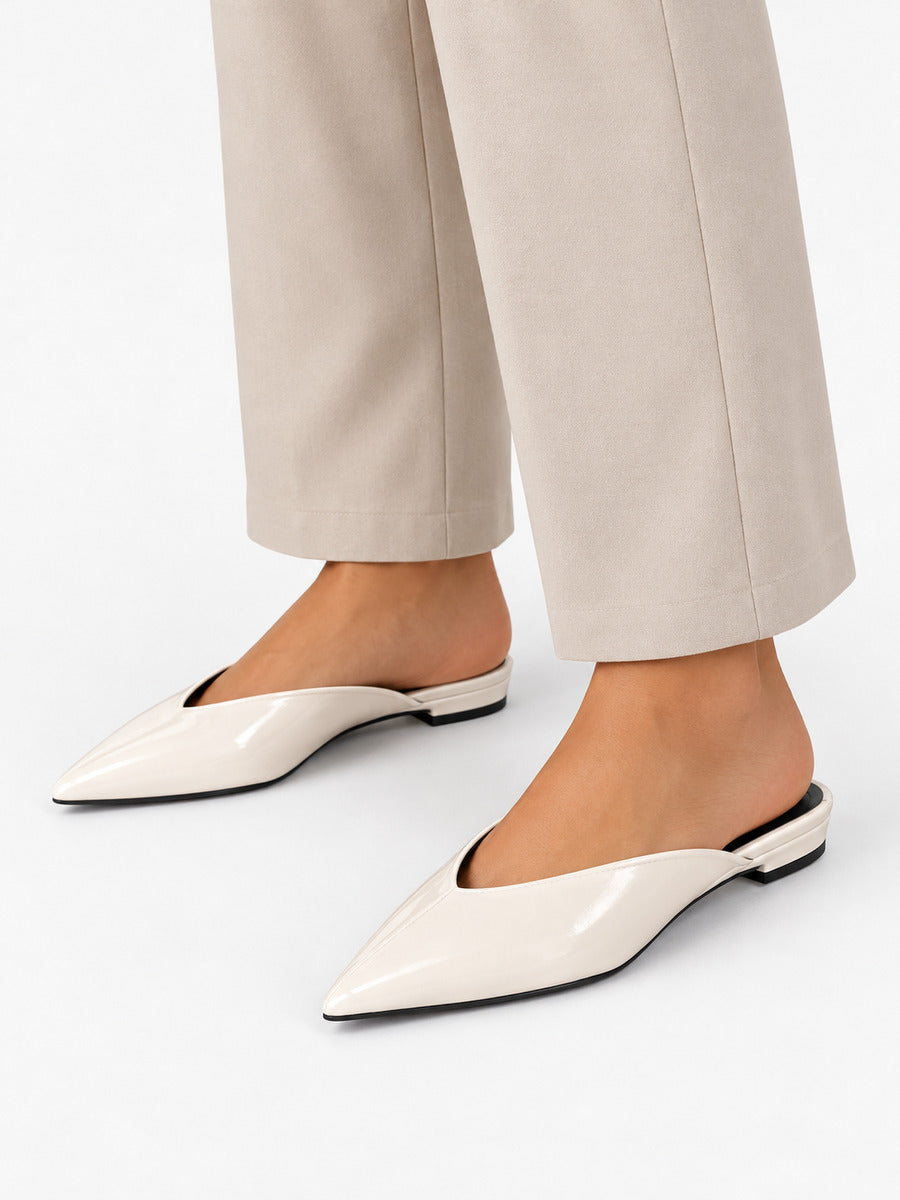 Romy-Marie – Mule compensée à bout fermé femme – Beige — portée