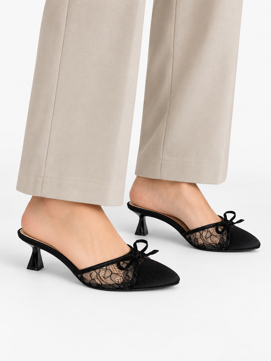 Sophie-Marie – Mule pointue en filet à nœud femme – Noir — portée