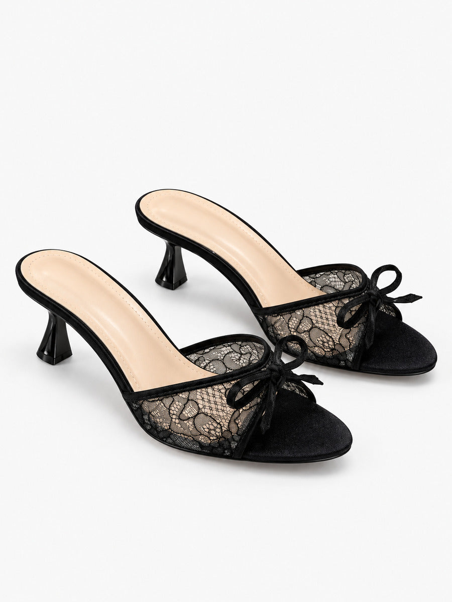 Sophie-Marie – Mule pointue en filet à nœud femme – Noir — trois quarts