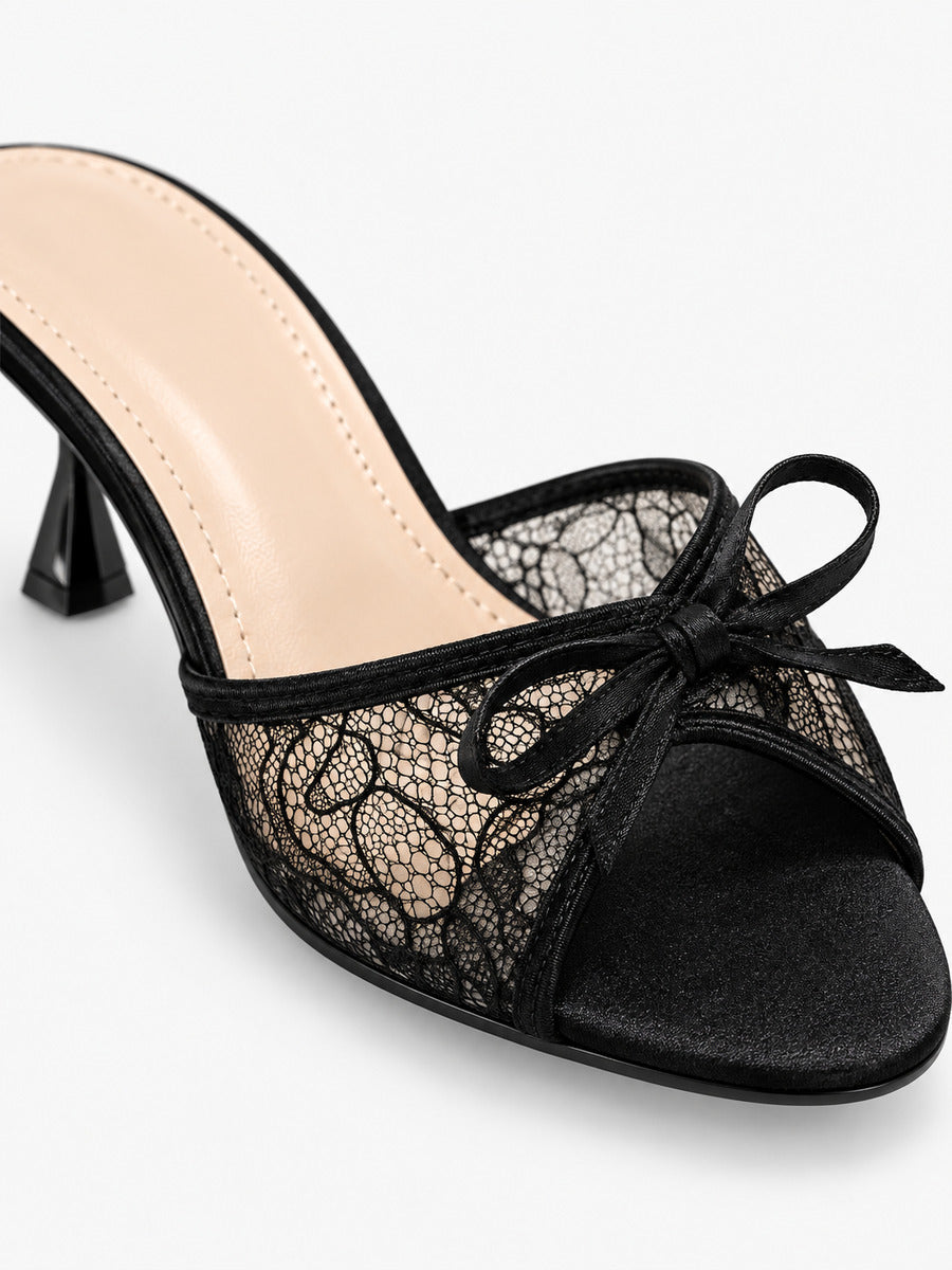 Sophie-Marie – Mule pointue en filet à nœud femme – Noir — détail