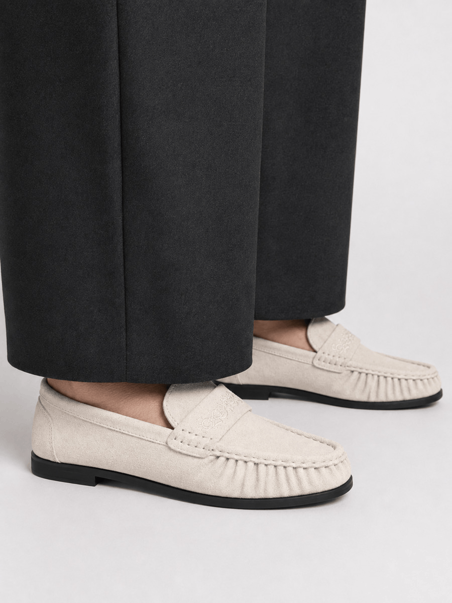 Casa Bellori Ulysse – Mocassin en daim blanc plissé homme
