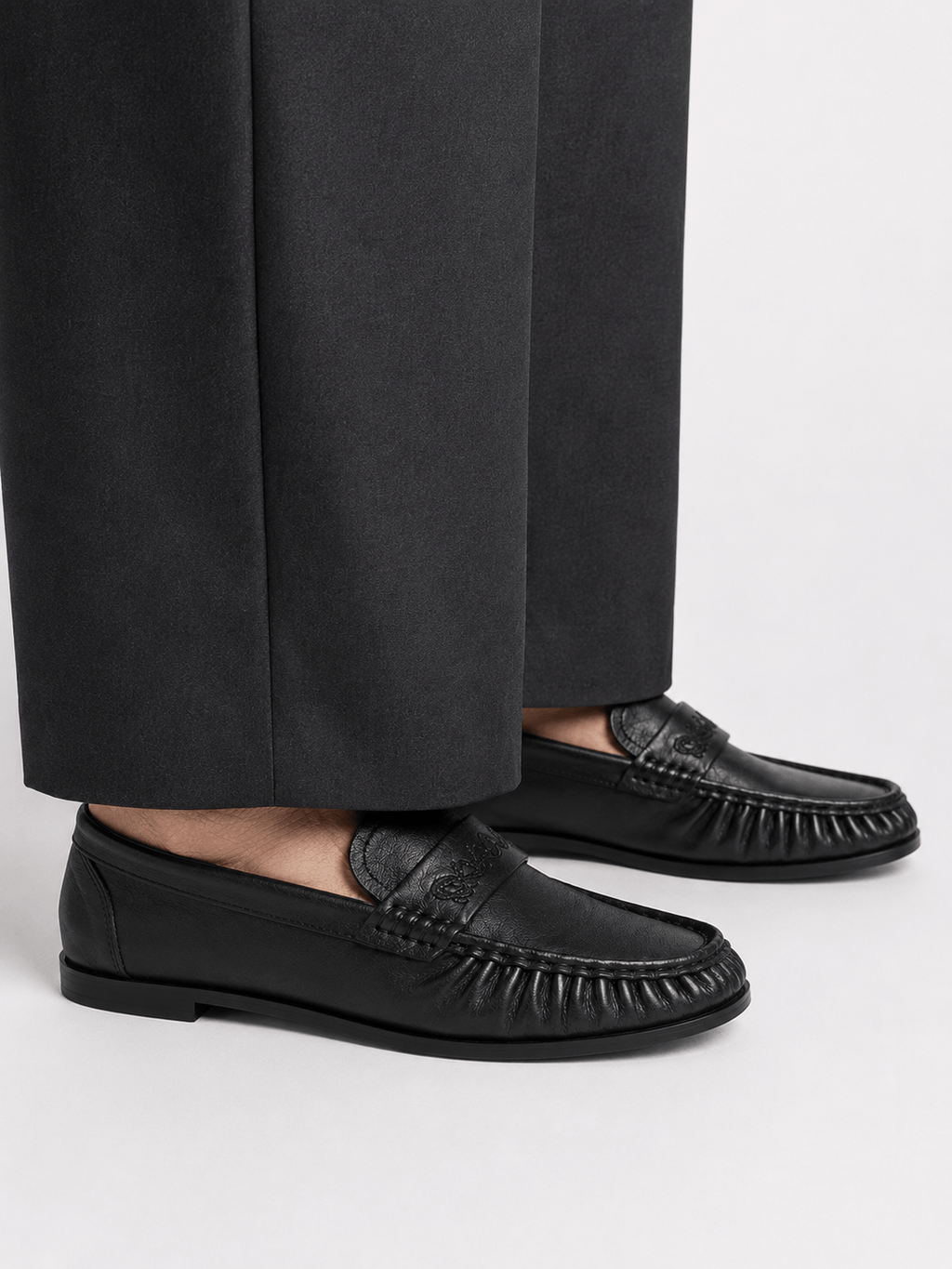 Casa Bellori Wilfried – Mocassin en daim noir plissé homme