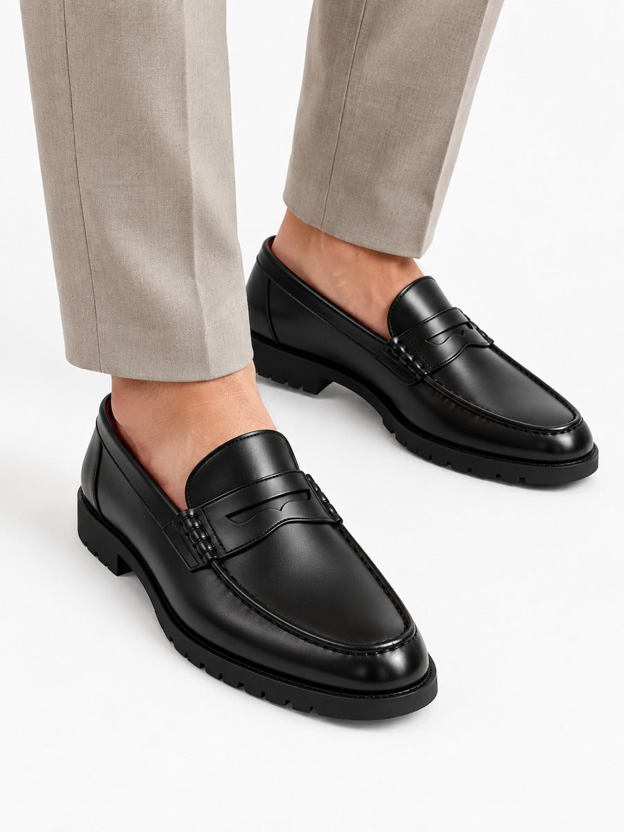 Colin – Mocassin noir style old money homme — portée