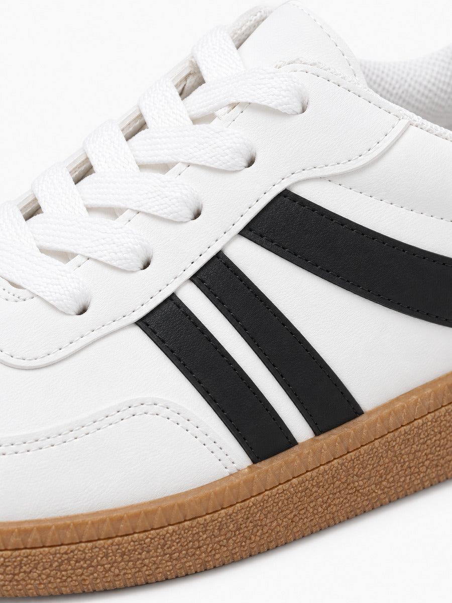 Diane – Baskets femme – Noir et blanc — détail