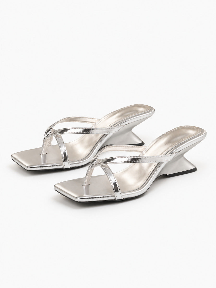 Dina – Mule à talon fin femme – Argenté — trois quarts
