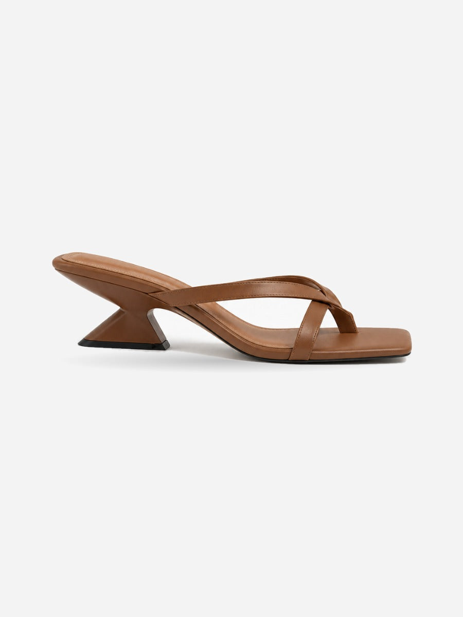 Dina – Mule à talon fin femme – Marron — profil droit