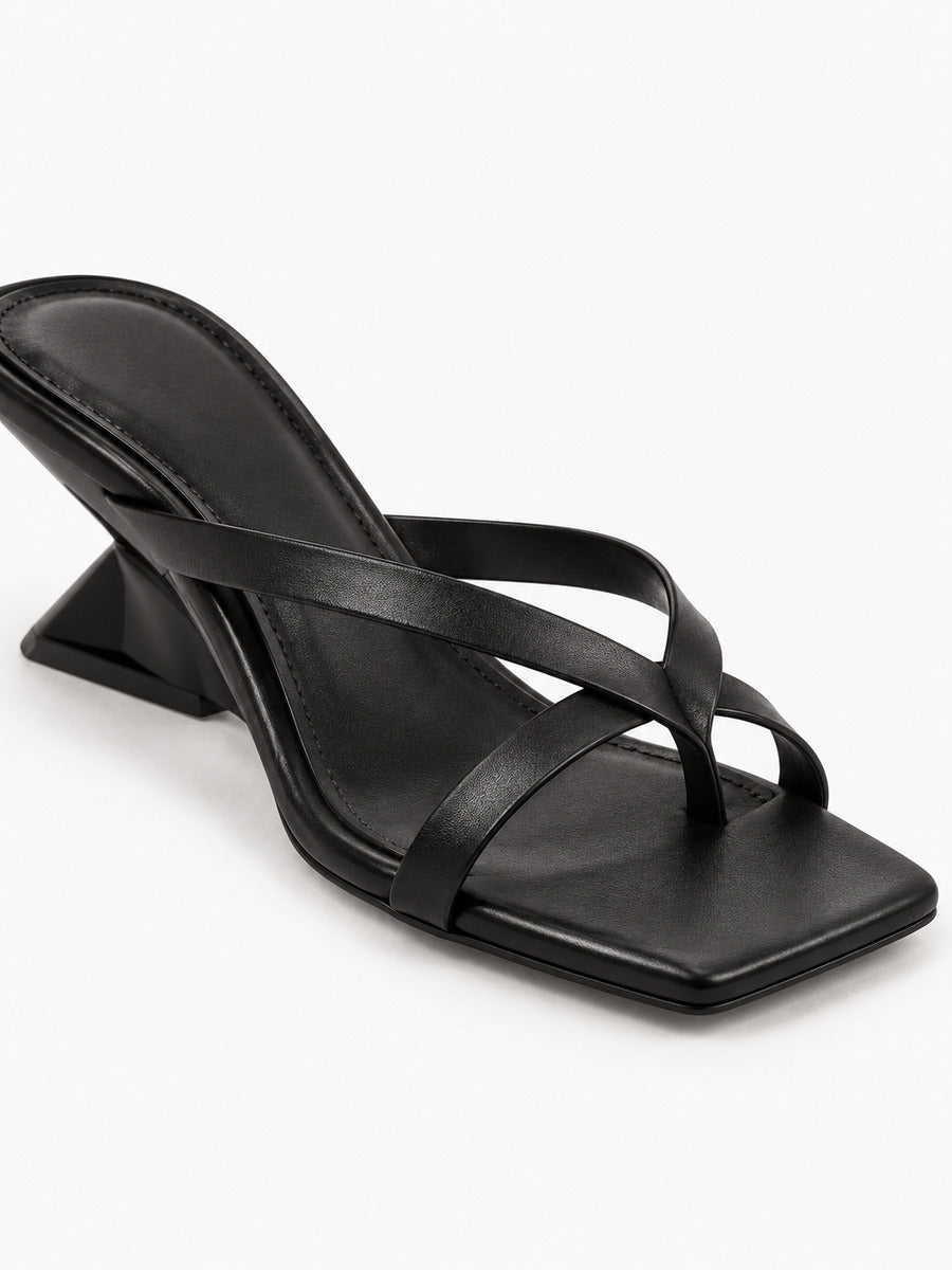 Dina – Mule à talon fin femme – Noir — détail