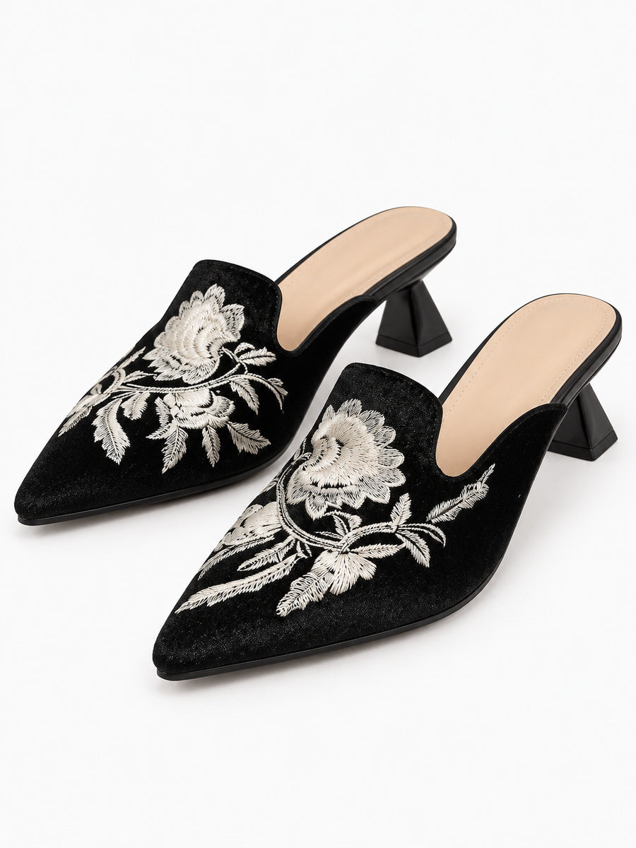 Elia – Mule brodée femme – Noir — trois quarts