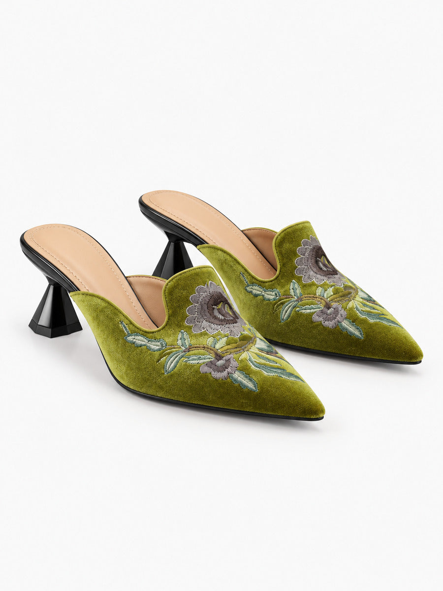 Elia – Mule brodée femme – Vert — trois quarts