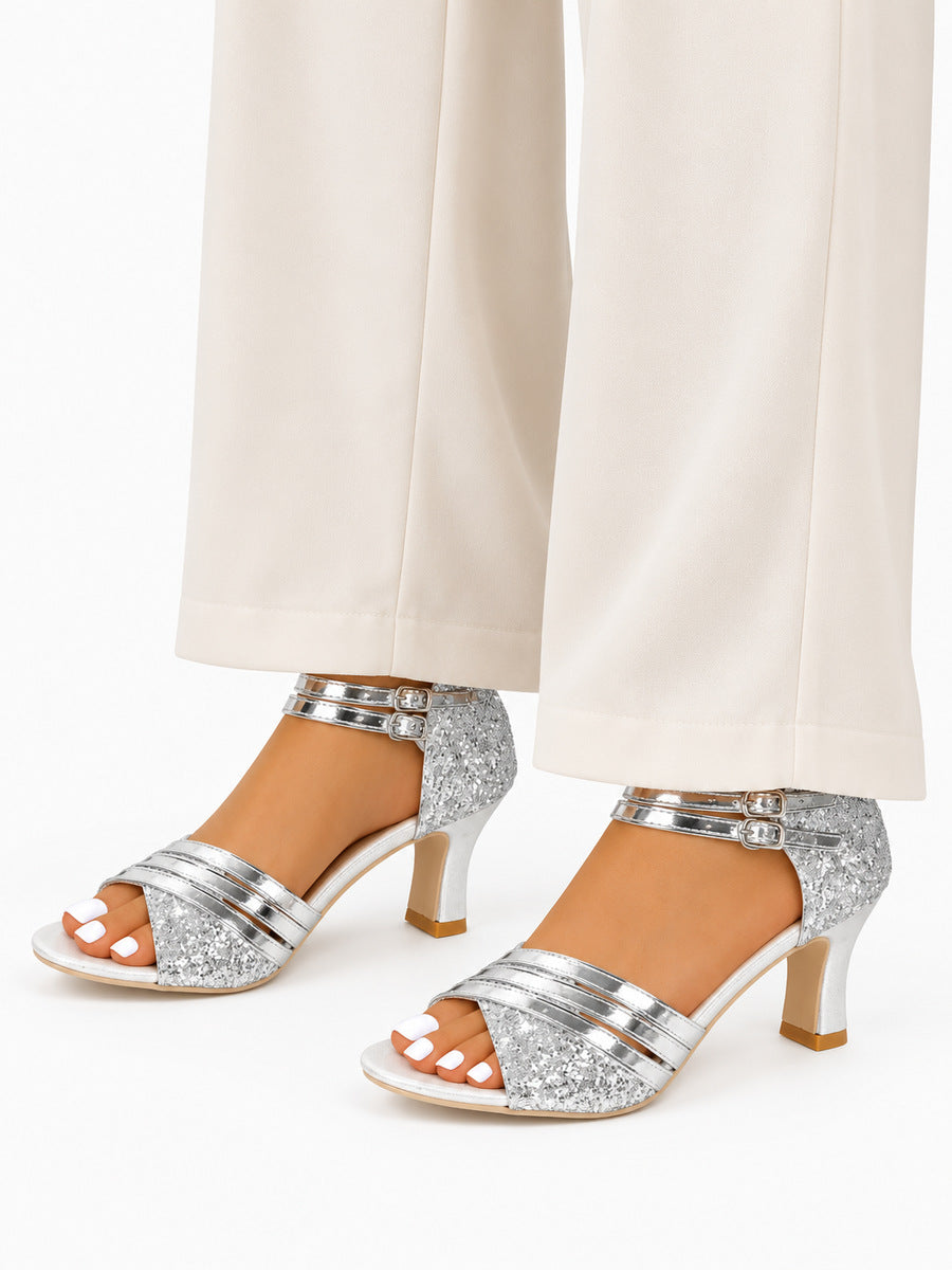 Esmée – Sandale de mariage femme – Argenté — portée