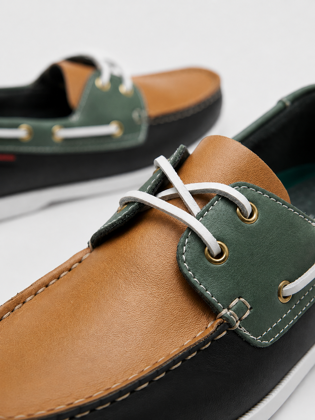 Nino – Mocassin bateau en simili-cuir