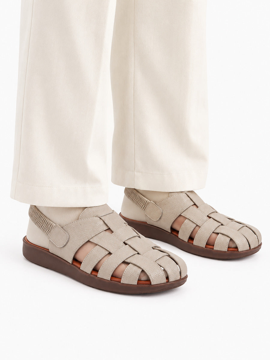 Gabriela – Sandale romaine femme – Beige — portée