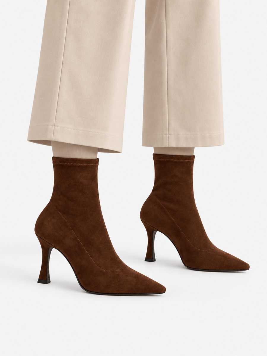 Ginevra – Bottine extensible à talon haut femme – Marron — portée