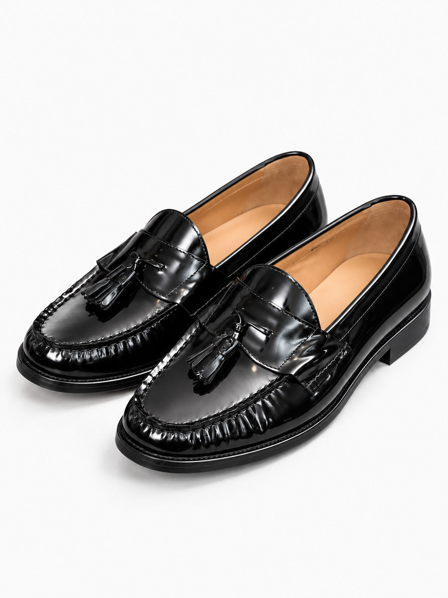 Grégoire – Mocassin en cuir verni à pampilles homme — paire 3/4