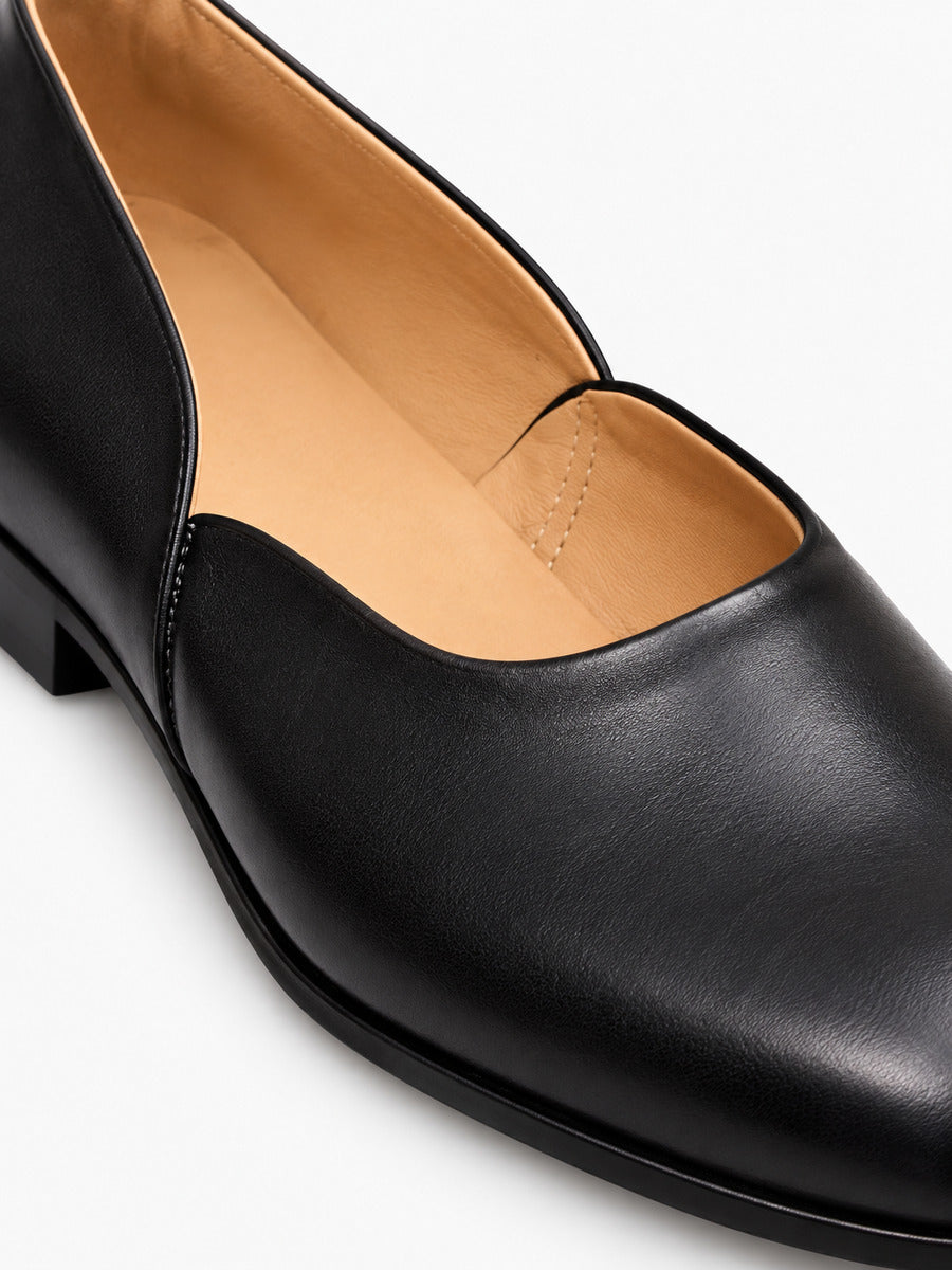 Gustave – Mocassin en cuir noir fait main homme — détail