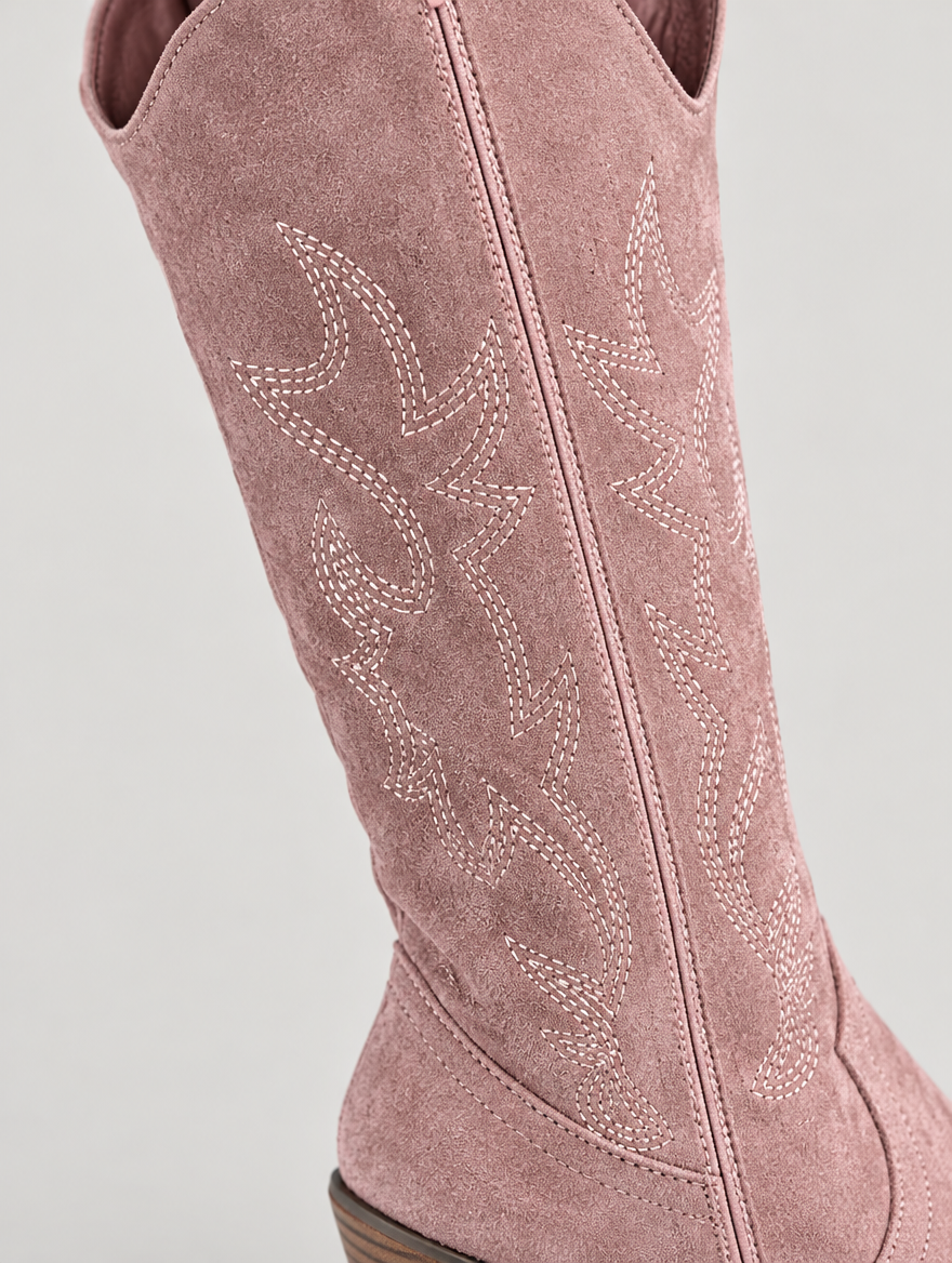Mathilda – Botte cowboy brodée femme – Rose — détail