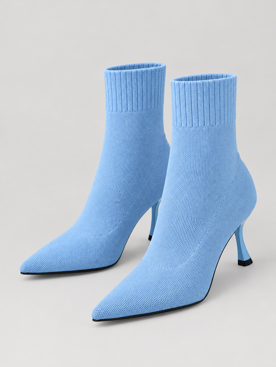 Nellie – Bottine chaussette à talon femme – Bleu ciel — vue trois quarts