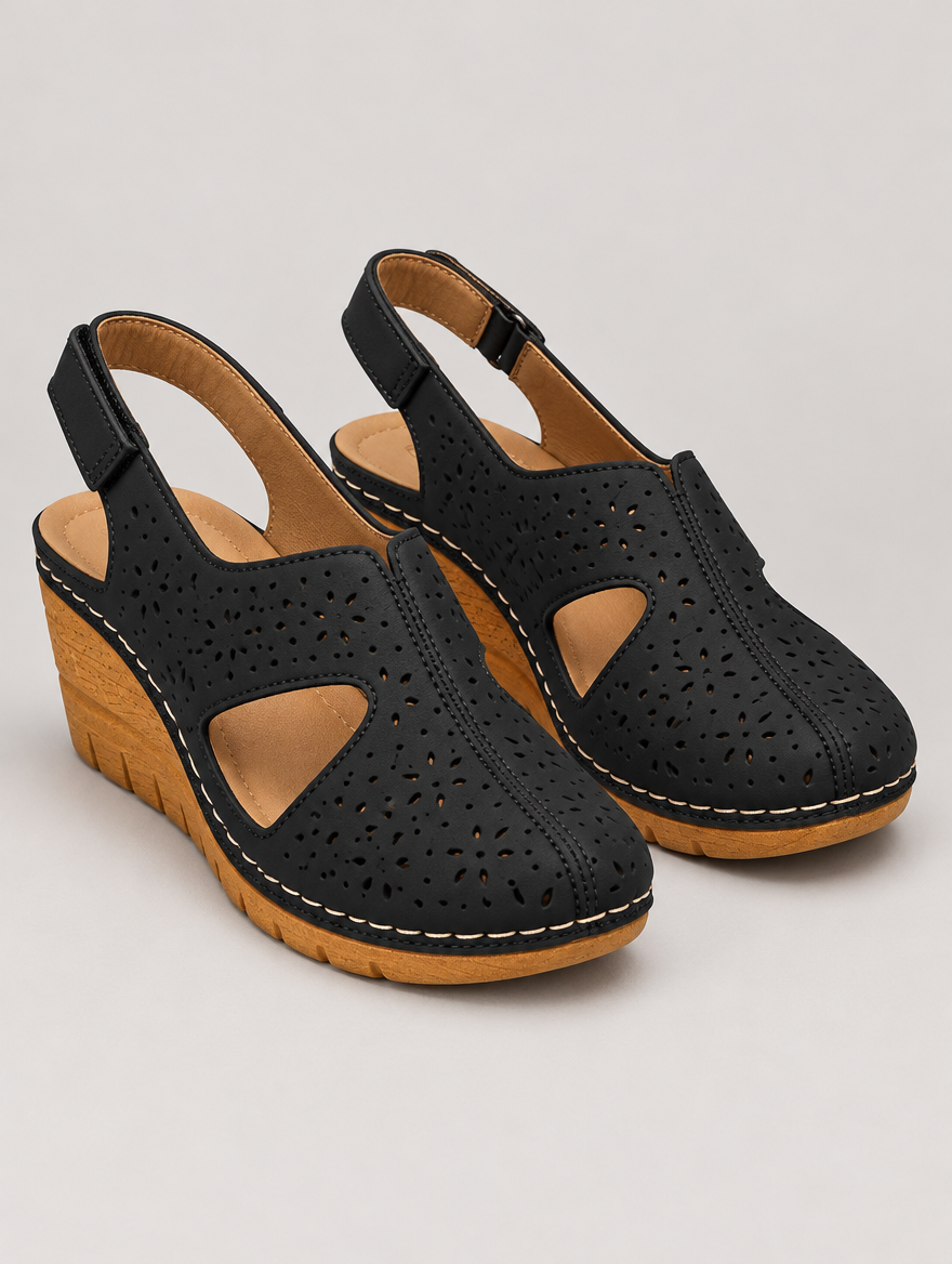 Monique – Sandale compensée plage femme – Noir — vue trois quarts