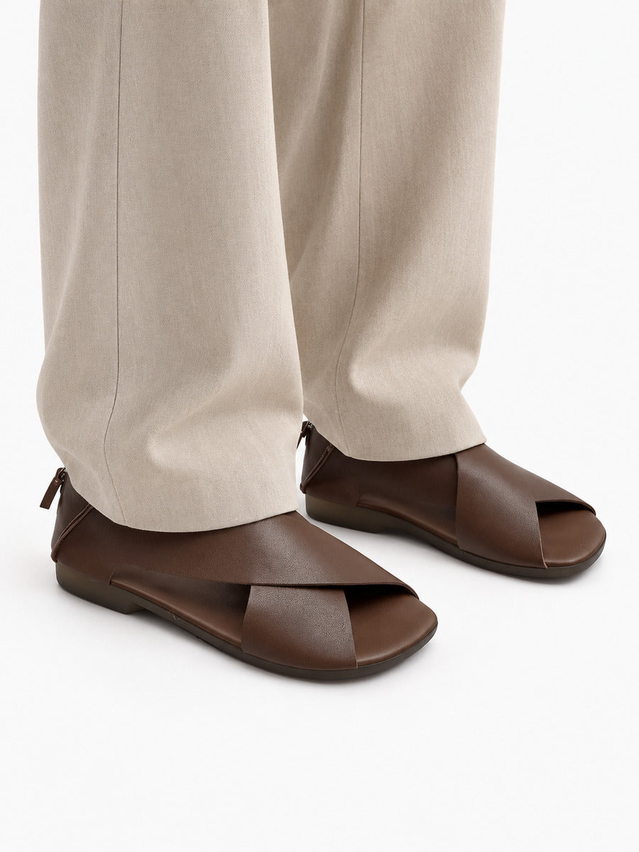Ida – Sandale artisanale femme – Marron — portée