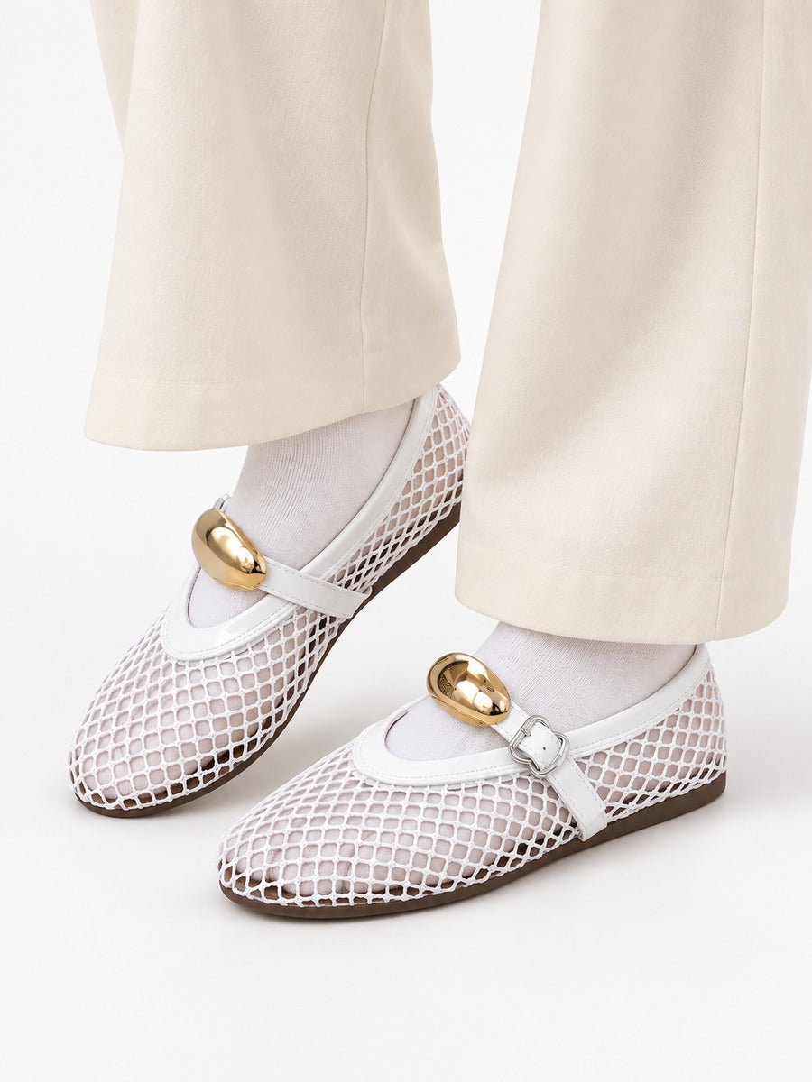 Jacinthe – Ballerine en maille femme – Blanc — portée