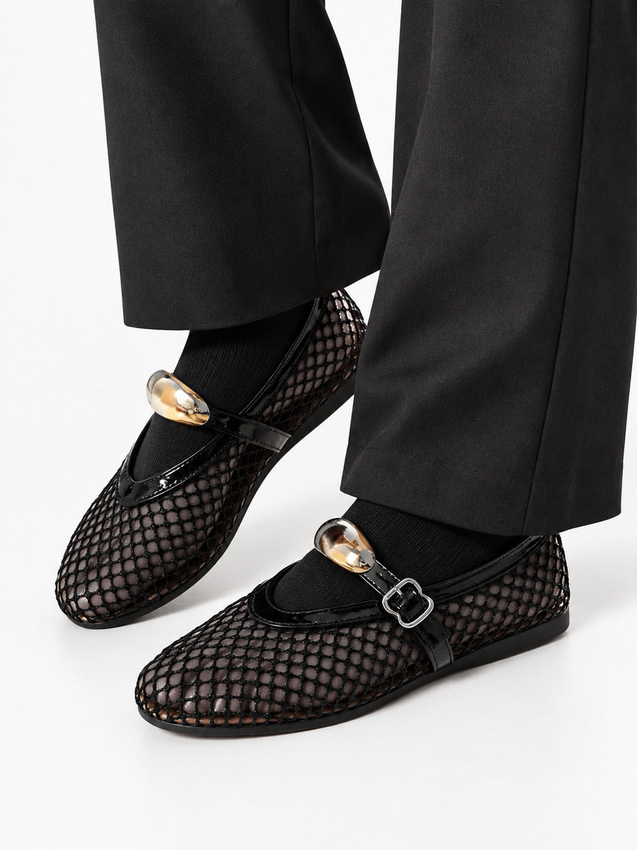 Jacinthe – Ballerine en maille femme – Noir — portée