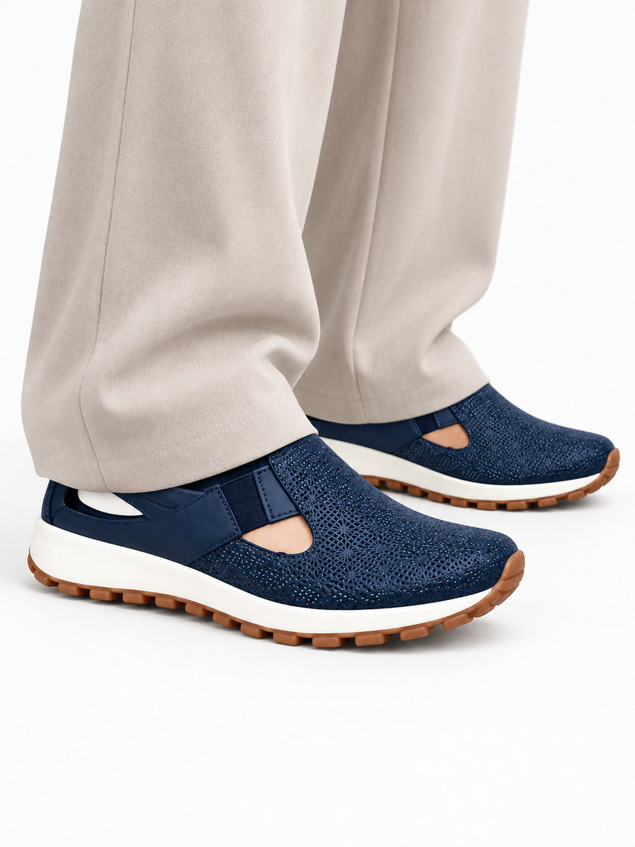 Julietta – Basket en maille femme – Bleu — trois quarts