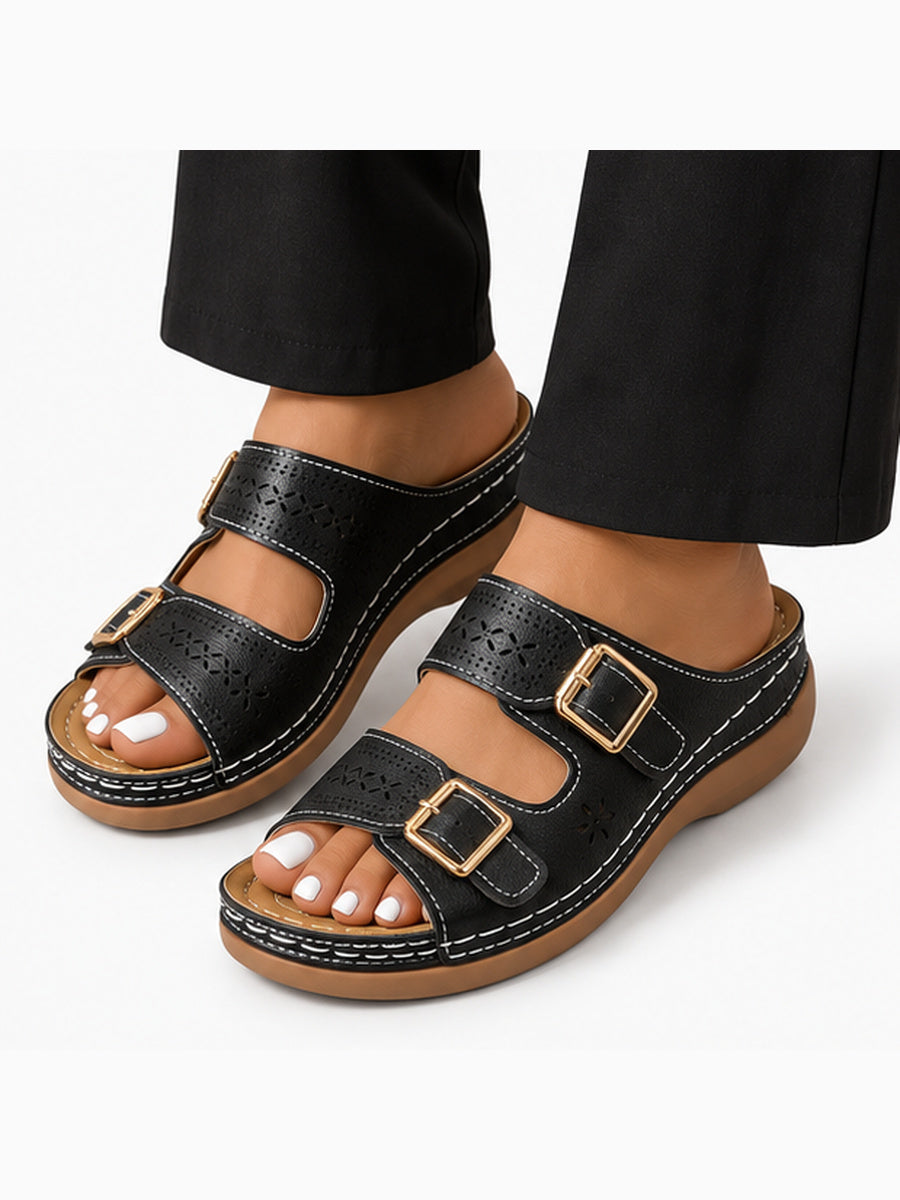 Lara – Mule compensée orthopédique femme – Noir — portée