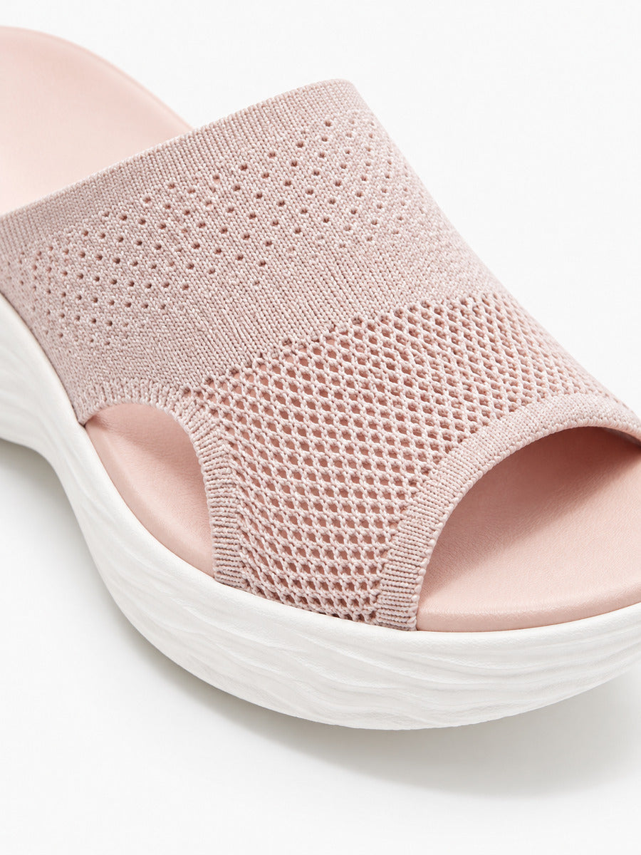 Léopoldine – Sandale élastique à talon bas femme – Rose — détail