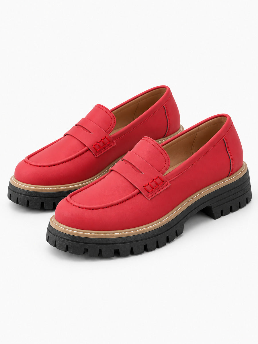 Lorène – Mocassin à talon épais femme – Rouge — trois quarts
