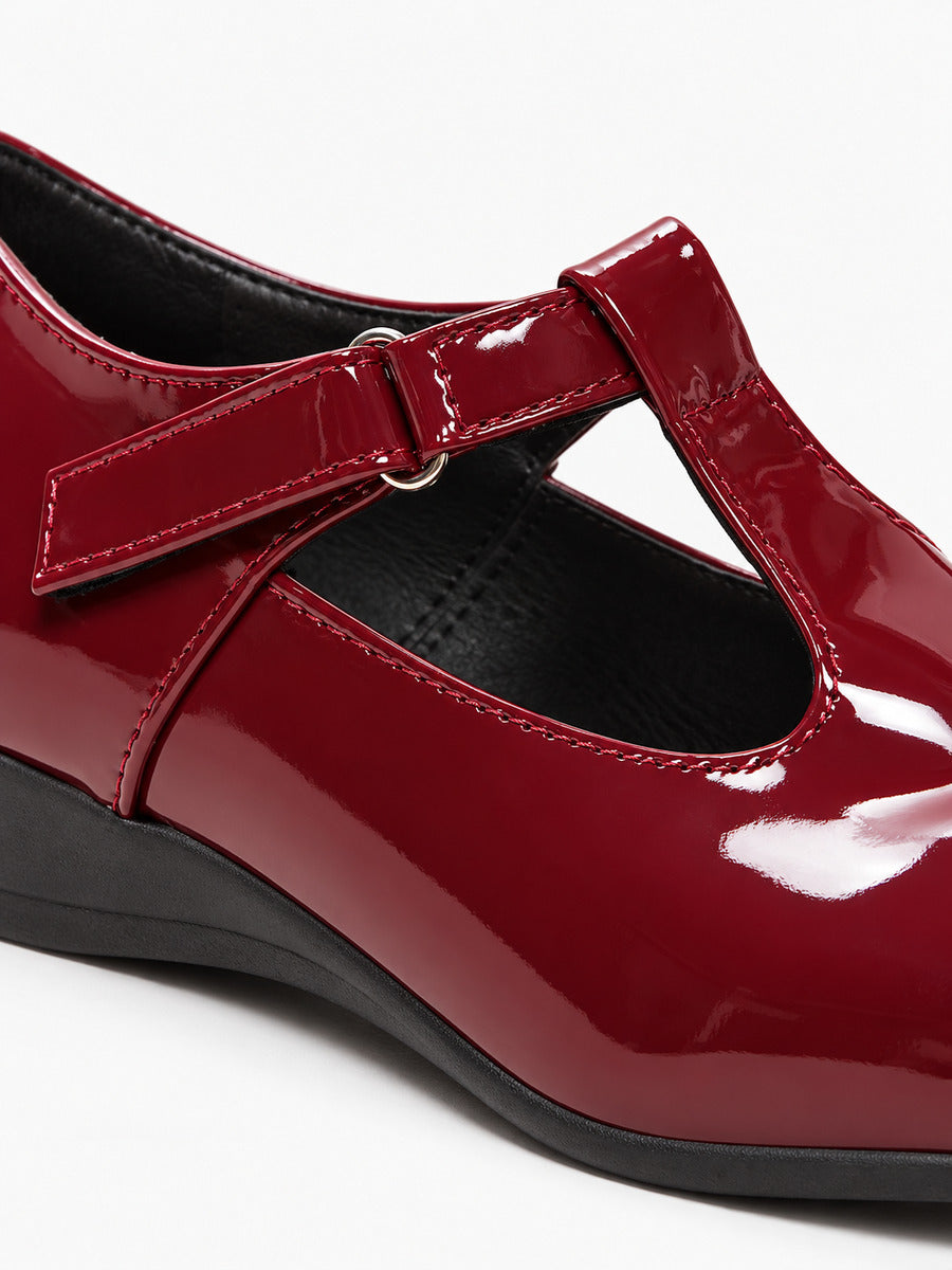 Lucie – Escarpin Mary Jane en cuir verni femme — détail