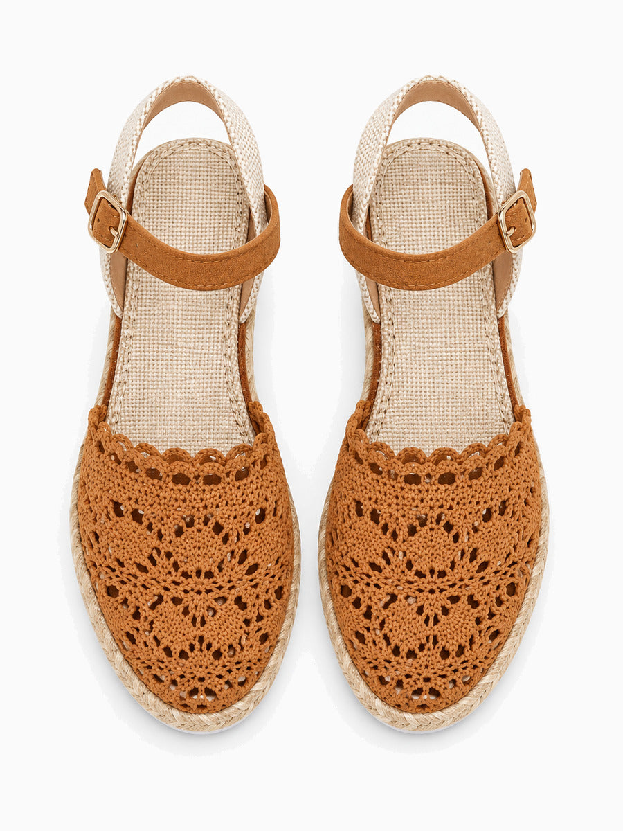 Maïwenn – Sandale compensée ajourée femme – Marron — dessus