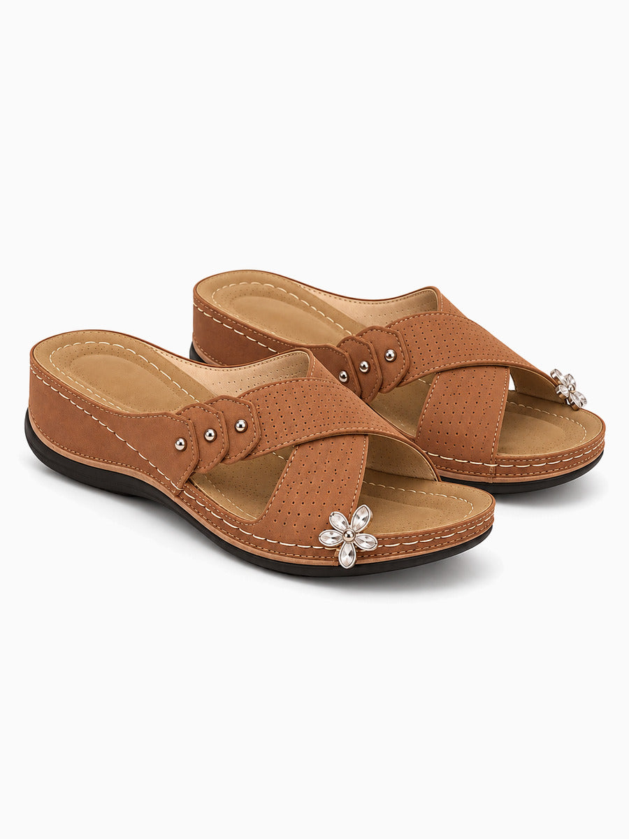 Martine – Sandale ouverte femme – Camel — trois quarts