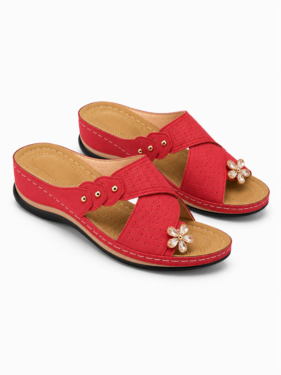 Martine – Sandale ouverte femme – Rouge — trois quarts