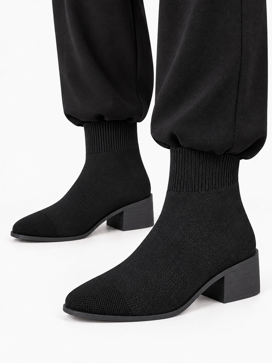 Mayalen – Bottine chaussette femme – Noir — portée