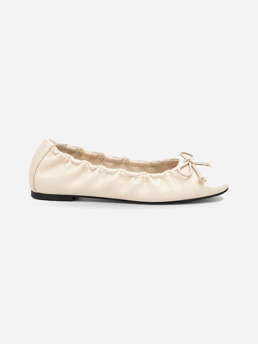 Mélanie-Rose – Babies en cuir souple à nœud femme – Beige — profil droit