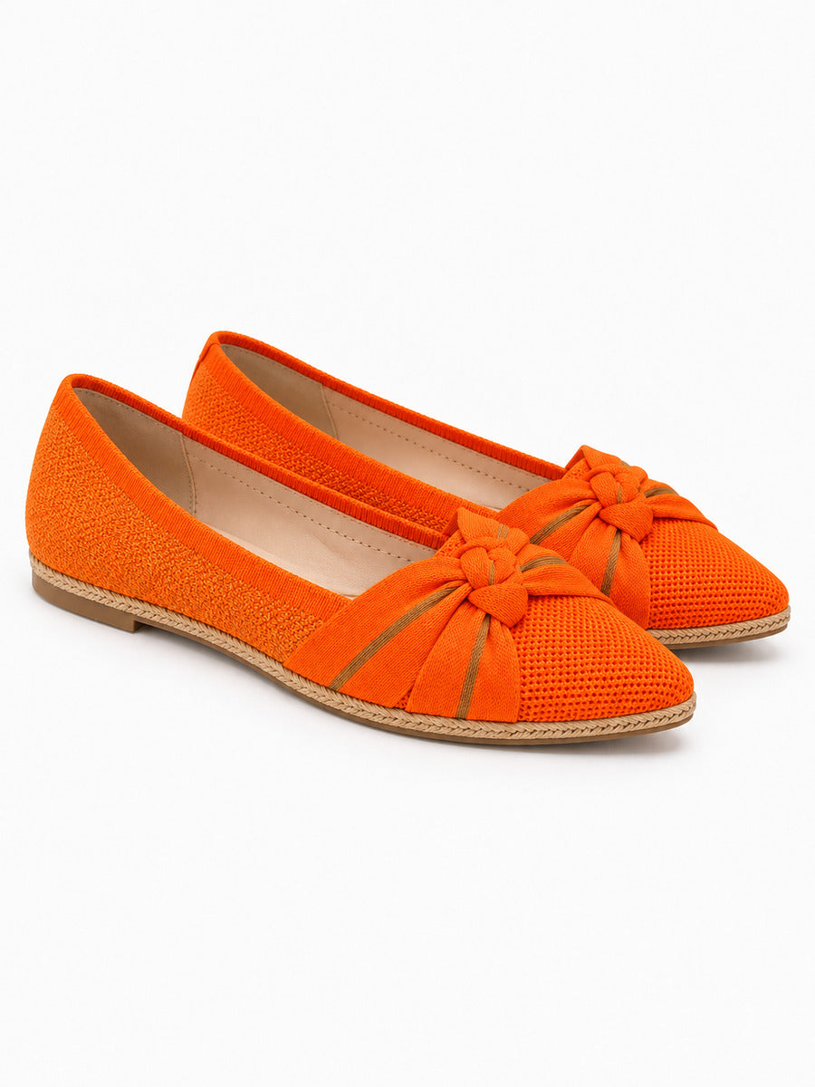 Mélodie – Chaussure plate rétro femme – Orange — trois quarts